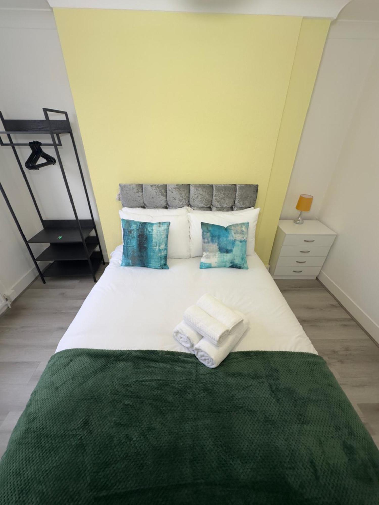 Hackney Mid & Long-term Londra