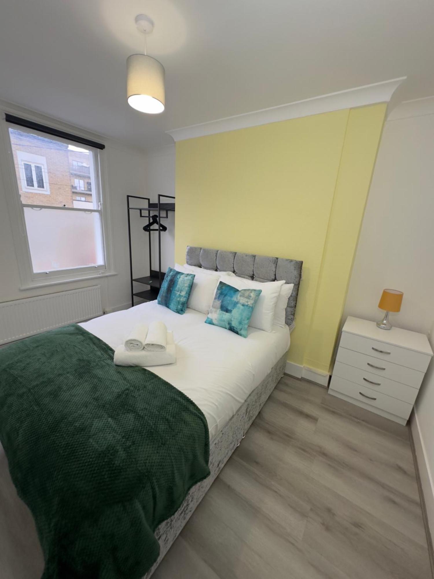 Hackney Mid & Long-term Londra